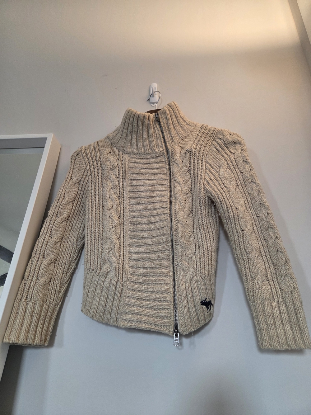 Abercrombie & Fitch Cable Knit Zip-Up Sweater Jacket in Beige